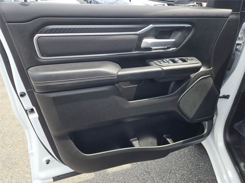 Used 2025 RAM 1500 Big Horn AWD/4WD image 28