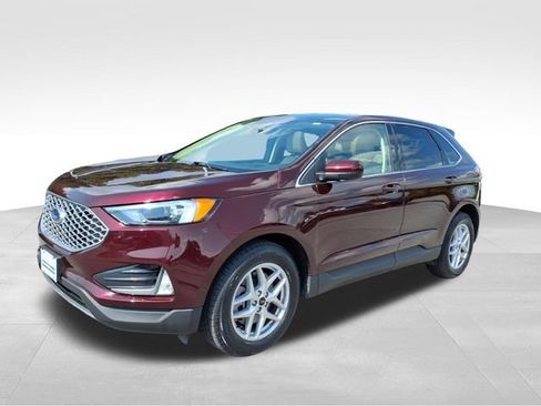 Used 2023 Ford Edge SEL w/ Convenience Package AWD/4WD image 2