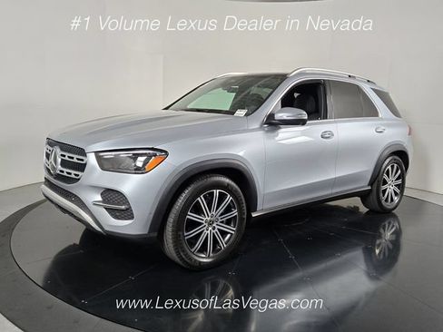 Used 2025 Mercedes-Benz GLE 350 4MATIC image 2