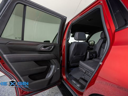 Used 2022 Chevrolet Tahoe RST w/ Luxury Package AWD/4WD image 25