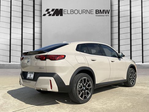 New 2026 BMW X2 xDrive28i w/ Convenience Package image 4