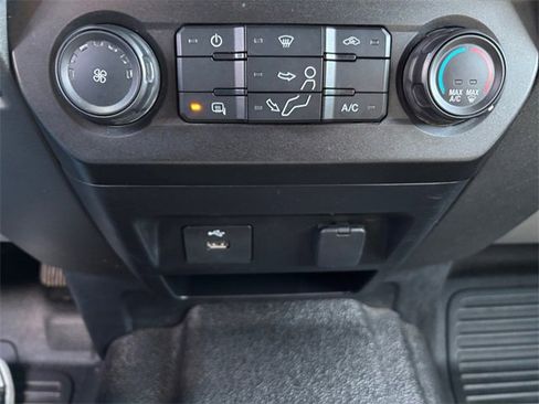 Used 2020 Ford F550 4x4 Crew Cab Super Duty image 22