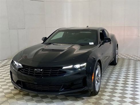 Used 2023 Chevrolet Camaro LT image 14