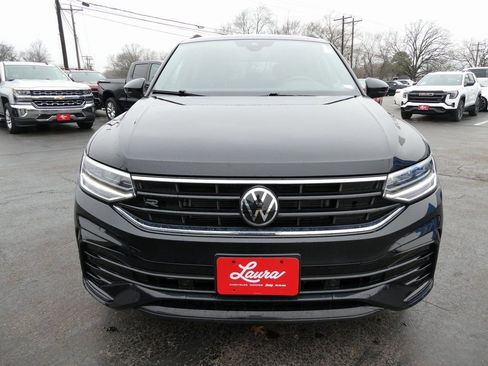 Used 2024 Volkswagen Tiguan SE R-Line image 8