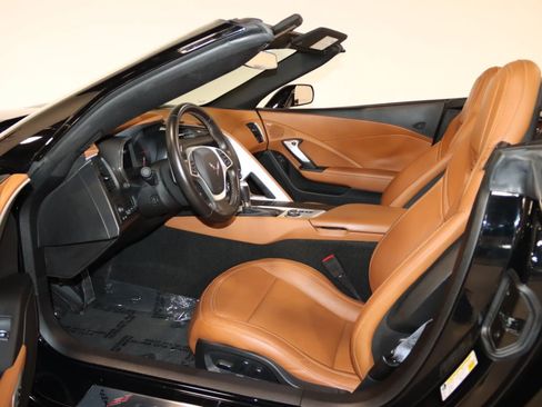 Used 2014 Chevrolet Corvette Stingray Convertible w/ 3LT Preferred Equipment Group RWD image 46