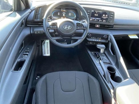 New 2026 Hyundai Elantra Sport image 11