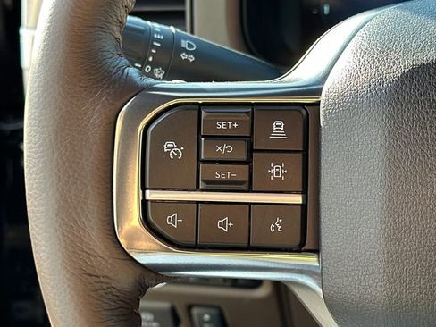 Used 2025 Ford F150 King Ranch w/ FX4 Off-Road Package AWD/4WD image 33