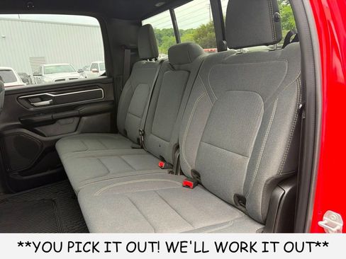 Used 2022 RAM 1500 Big Horn AWD/4WD image 9