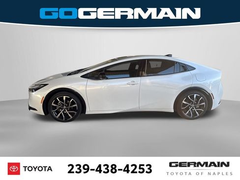 Used 2026 Toyota Prius Plug-In Hybrid w/ Limited Premium Package image 2
