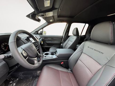 New 2026 Honda Ridgeline Black Edition image 9