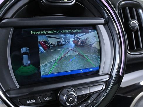 Used 2019 MINI Cooper Countryman S w/ Premium Package image 16