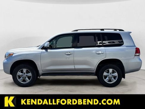 Used 2009 Toyota Land Cruiser AWD/4WD image 2