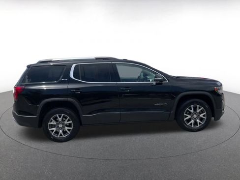 Used 2023 GMC Acadia SLT image 16