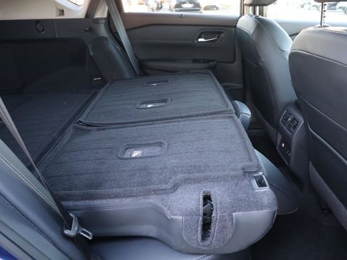 Used 2023 Nissan Rogue SL w/ SL Premium Package image 53