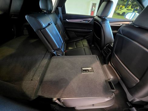 Used 2022 Cadillac XT5 Luxury FWD image 48