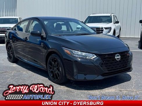 Used 2025 Nissan Sentra SR w/ Midnight Edition FWD image 1