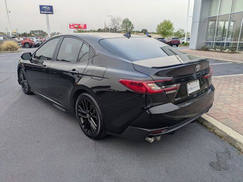 Used 2025 Toyota Camry SE w/ Convenience Package image 7