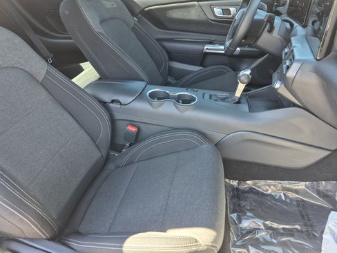 Used 2024 Ford Mustang Coupe RWD image 20