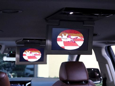 Used 2020 Cadillac Escalade ESV Premium Luxury image 33