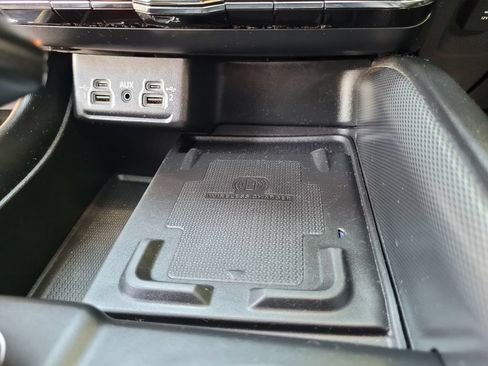 Used 2023 Dodge Durango R/T RWD image 24