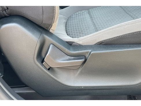 Used 2022 Ford Escape SE AWD/4WD image 23