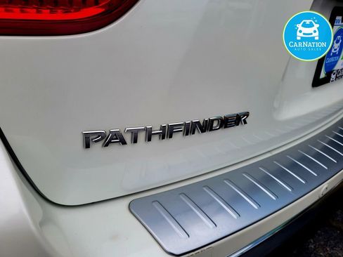 Used 2018 Nissan Pathfinder SL w/ SL Premium Package image 28