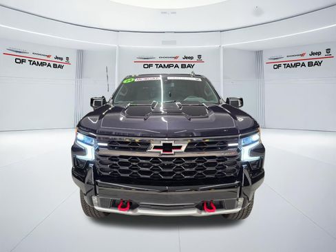 Used 2024 Chevrolet Silverado 1500 ZR2 AWD/4WD image 9
