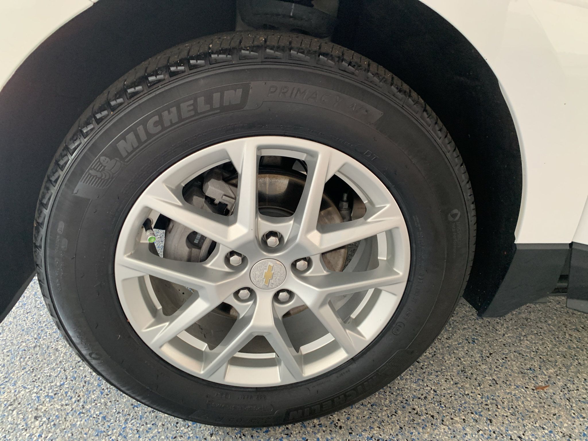 Used 2024 Chevrolet Equinox LS FWD image 30