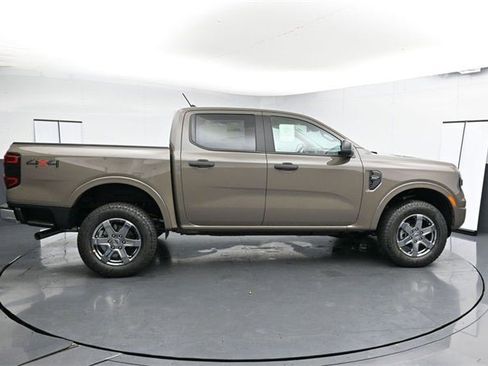 New 2025 Ford Ranger XLT w/ Chrome Accent Package image 34