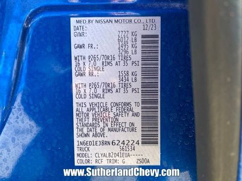 Used 2024 Nissan Frontier SV image 38