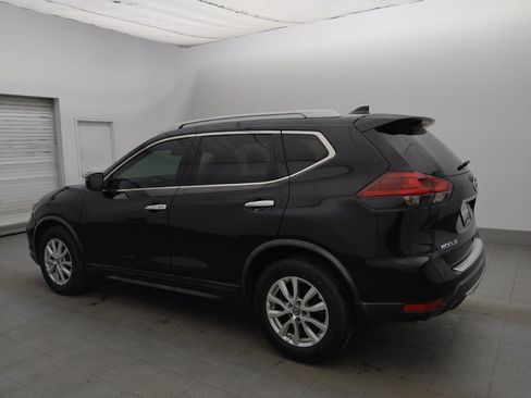 Used 2018 Nissan Rogue SV FWD image 3