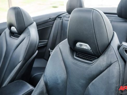 Used 2015 BMW M4 Convertible image 63