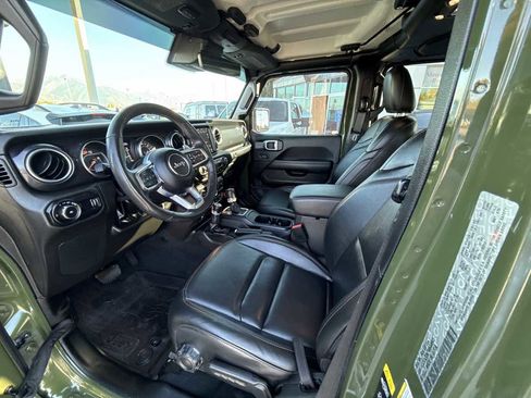 Used 2023 Jeep Wrangler Unlimited Rubicon 392 w/ Trailer Tow Package AWD/4WD image 13