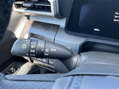 Used 2024 Toyota Tacoma Limited image 15