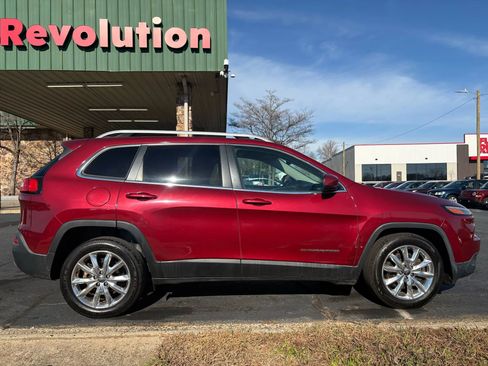Used 2015 Jeep Cherokee Limited image 8