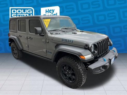 Used 2023 Jeep Wrangler Unlimited w/ 8.4" Radio Group AWD/4WD image 7