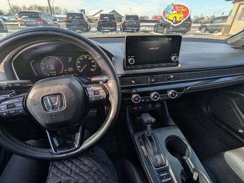 Used 2024 Honda Civic Sport image 17