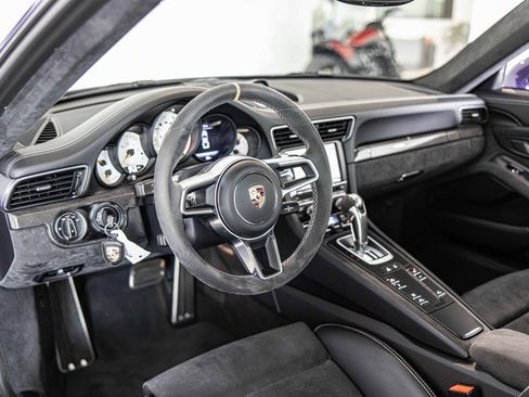Used 2016 Porsche 911 GT3 RS image 19
