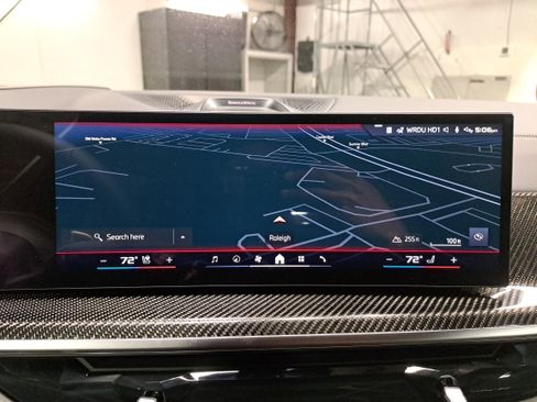 New 2026 BMW X7 M60i image 23