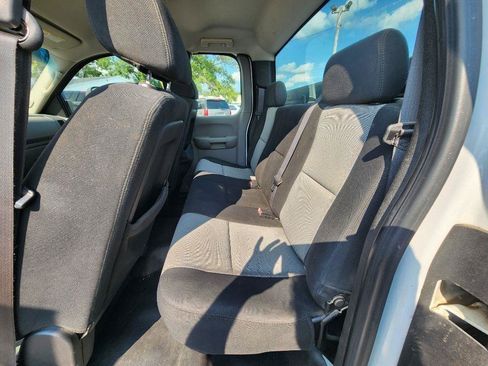Used 2008 Chevrolet Silverado 2500 W/T w/ Snow Plow Prep Package AWD/4WD image 26