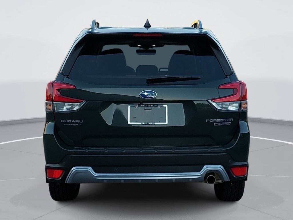 Used 2024 Subaru Forester Touring w/ Pop Package 2 AWD/4WD image 6