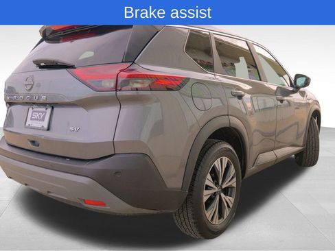 Used 2023 Nissan Rogue SV image 7