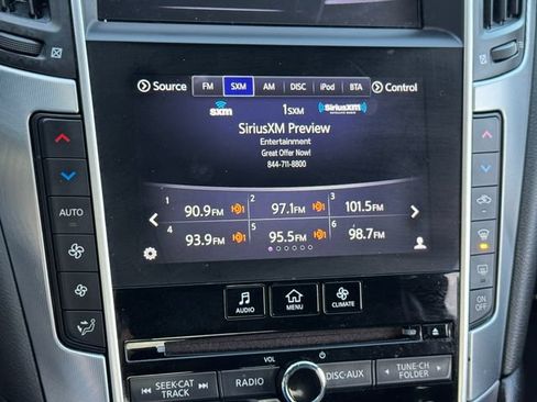 Used 2018 INFINITI Q60 3.0t Luxe AWD/4WD image 12