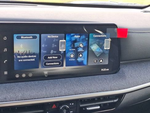 New 2026 Nissan Kicks SV w/ Cold Weather Package FWD image 9
