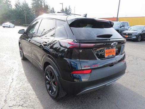 Used 2023 Chevrolet Bolt EUV LT w/ Redline Edition image 5