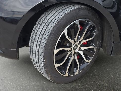 Used 2018 Land Rover Range Rover Sport HSE Dynamic image 36