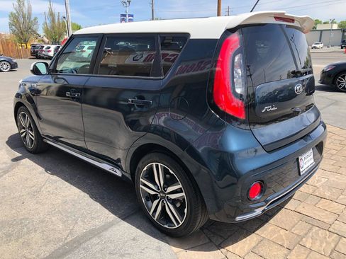 Used 2018 Kia Soul + image 4