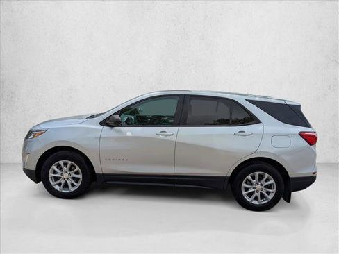 Used 2020 Chevrolet Equinox LS w/ LS Convenience Package AWD/4WD image 8