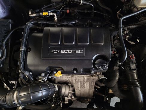 Used 2014 Chevrolet Cruze LT image 30