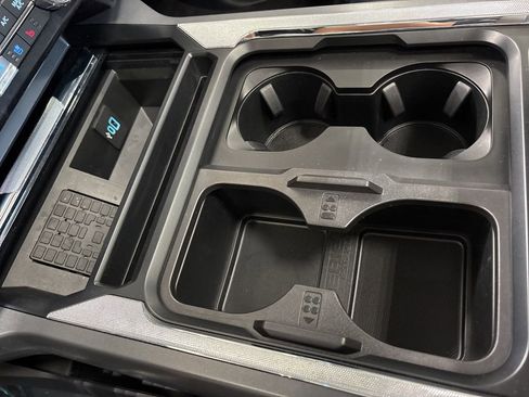 Used 2024 Ford F250 Lariat image 45